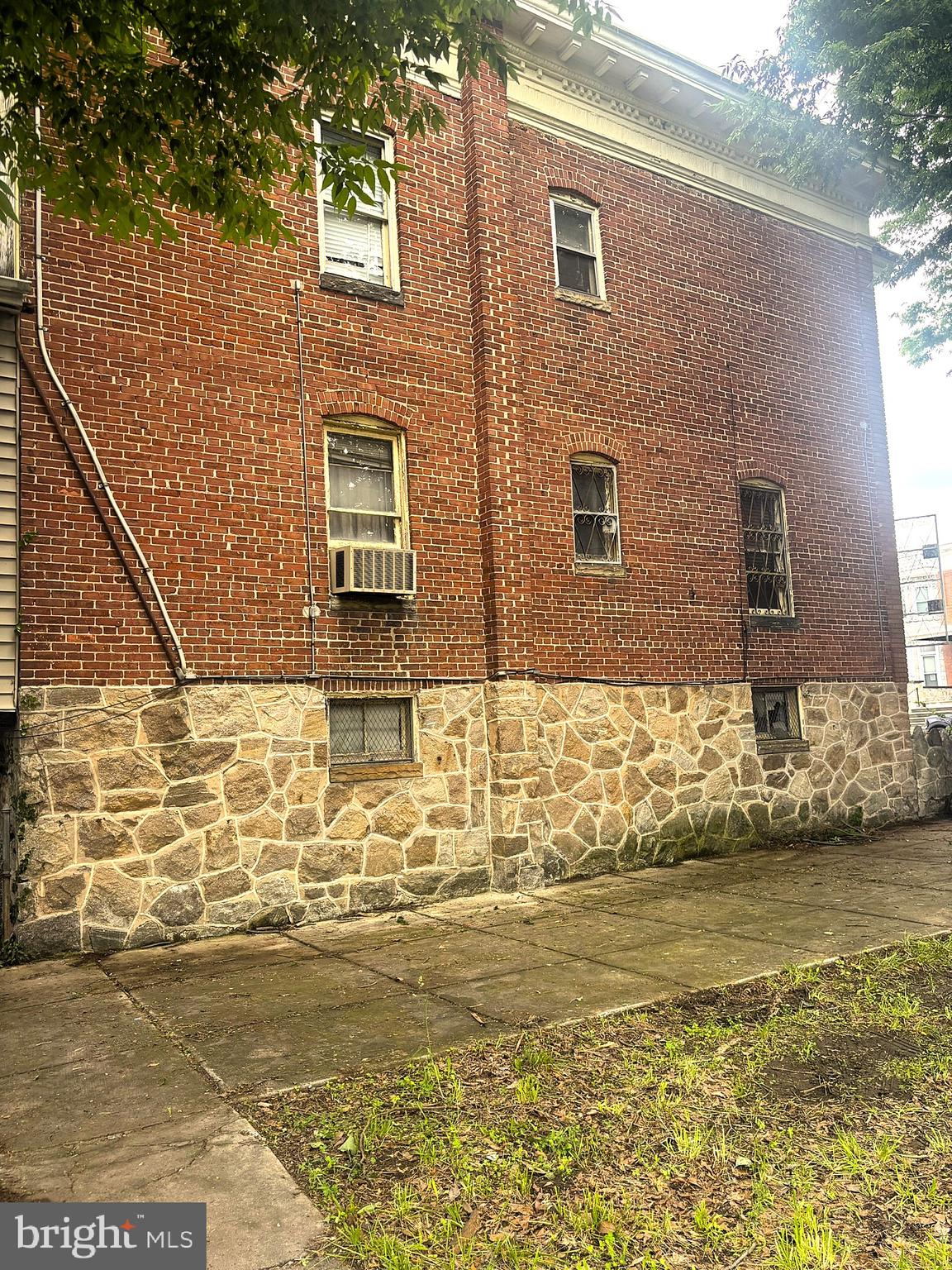 2530 HARLEM AVENUE