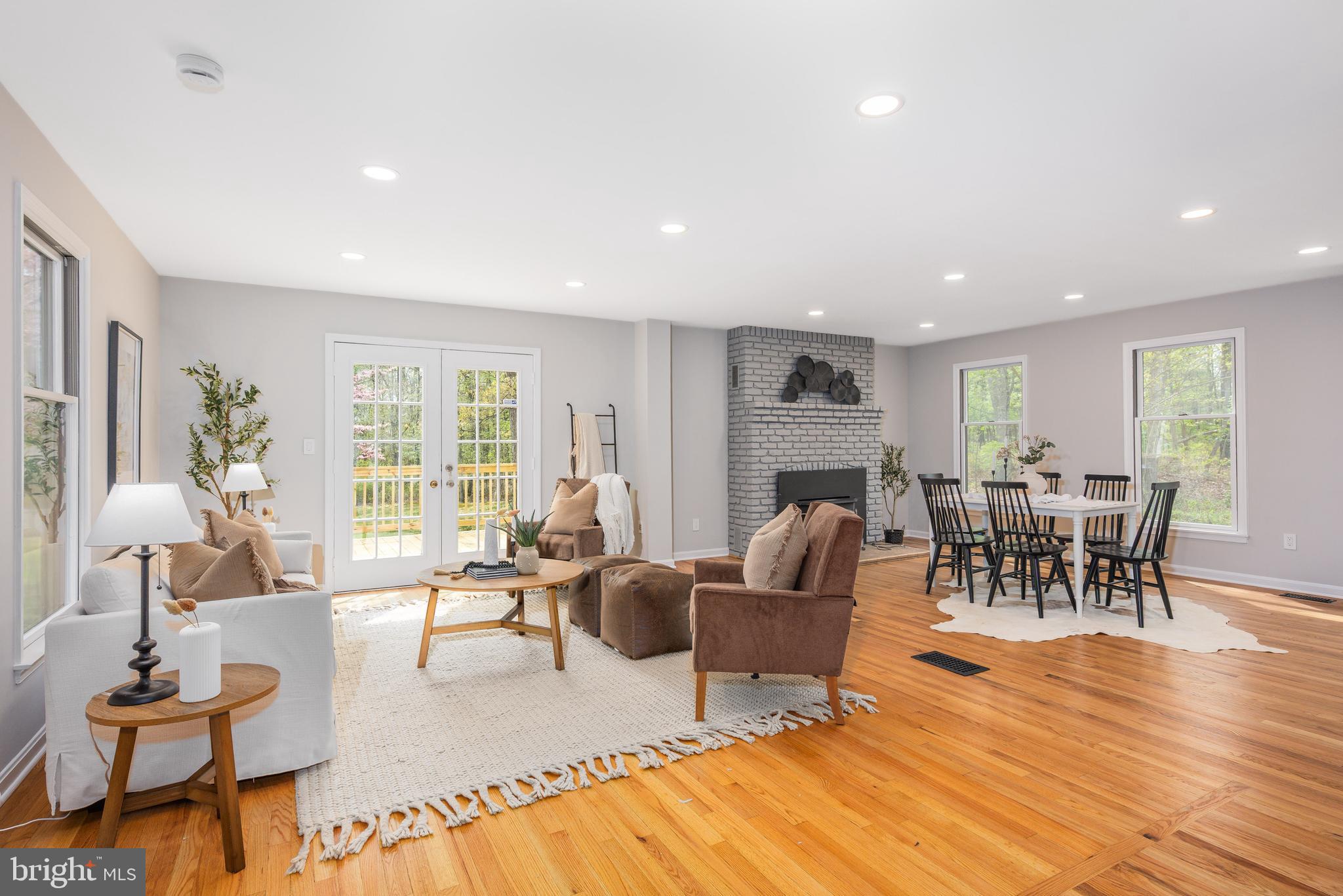 525 UPTON ROAD