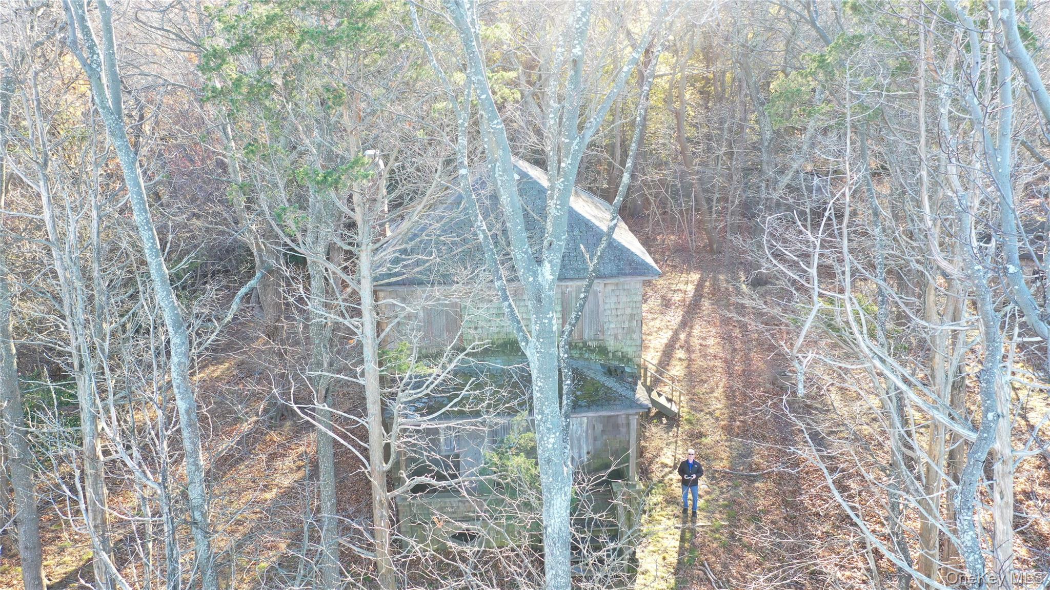 2788 N Wading River Road