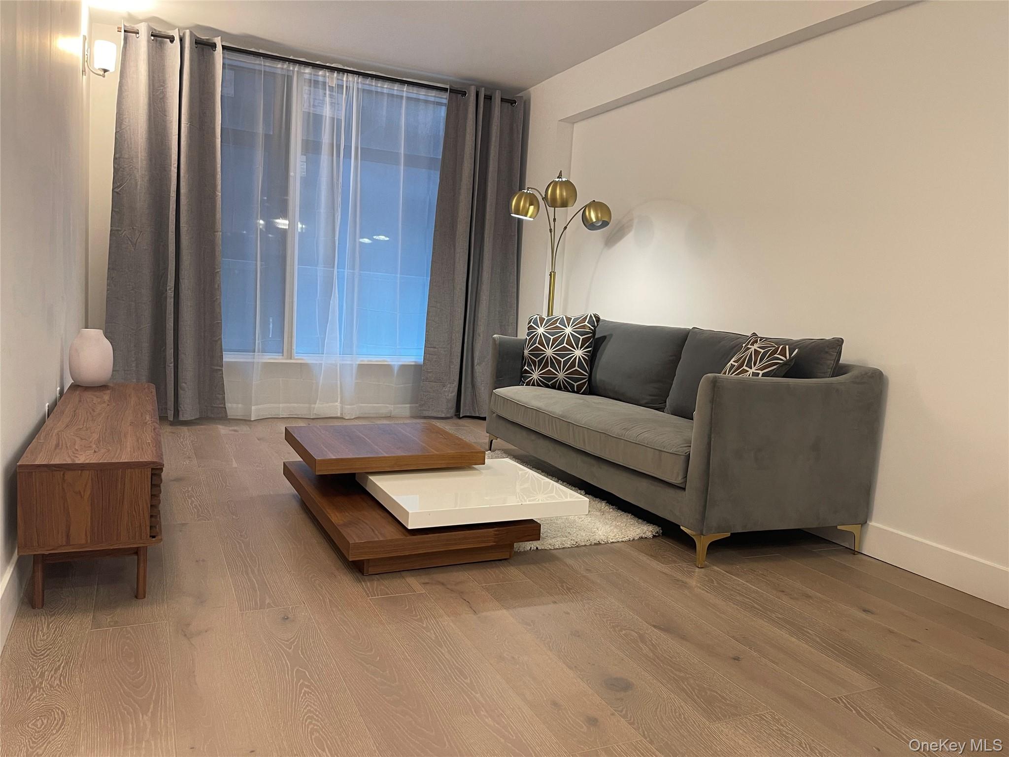 5216 Roosevelt Avenue 3A