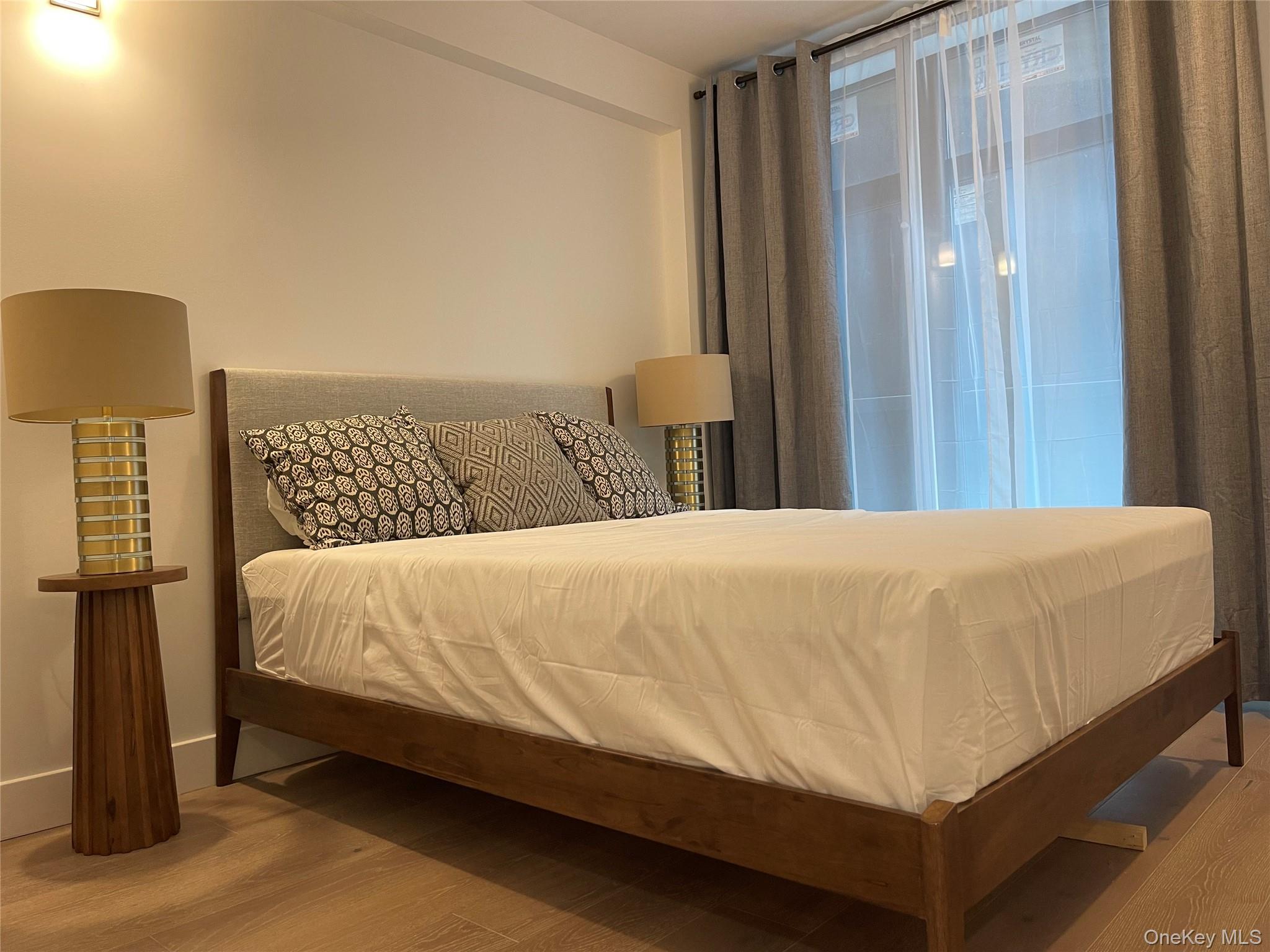 5216 Roosevelt Avenue 3A