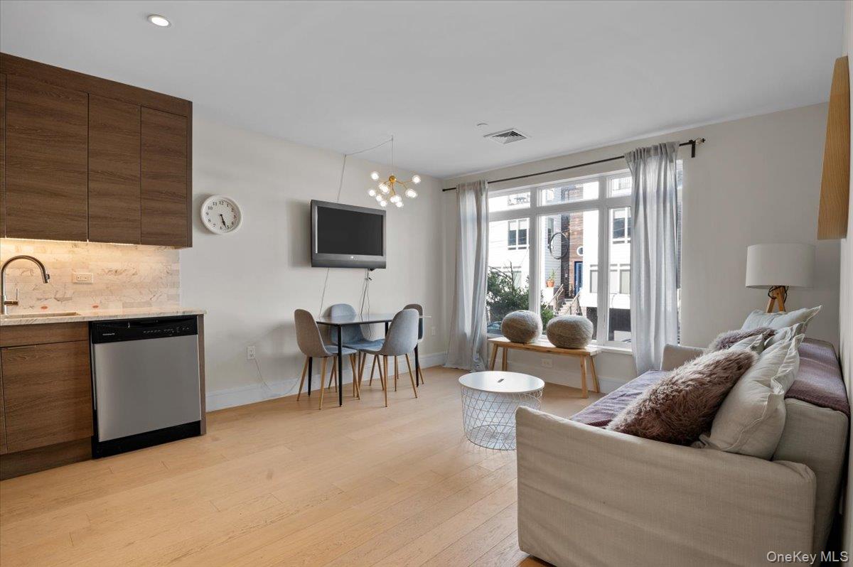 159 Beach 5th Street