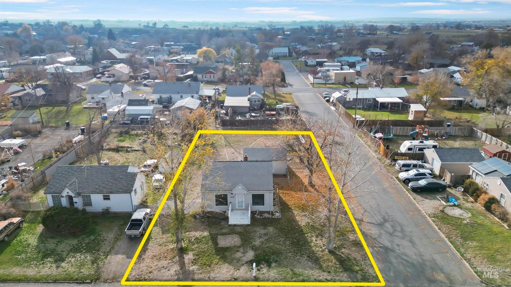 Photo of 729 N 11th Ave, Buhl, ID 83316 (MLS # 98968267)