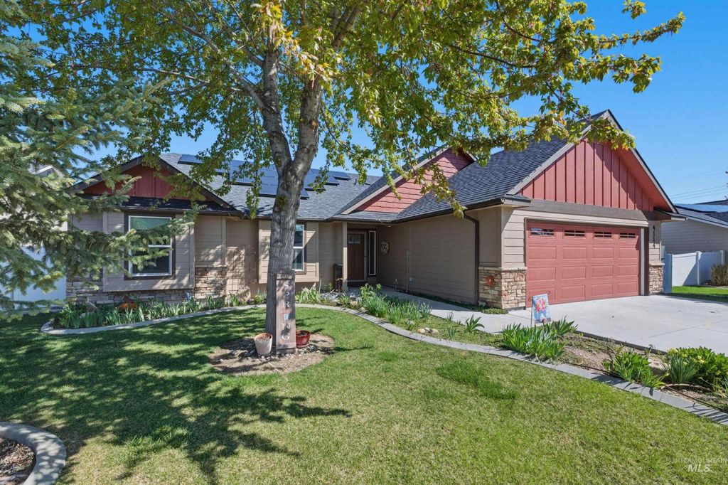 Photo of 4114 S Draco Ct, Nampa, ID 83686 (MLS # 98982009)