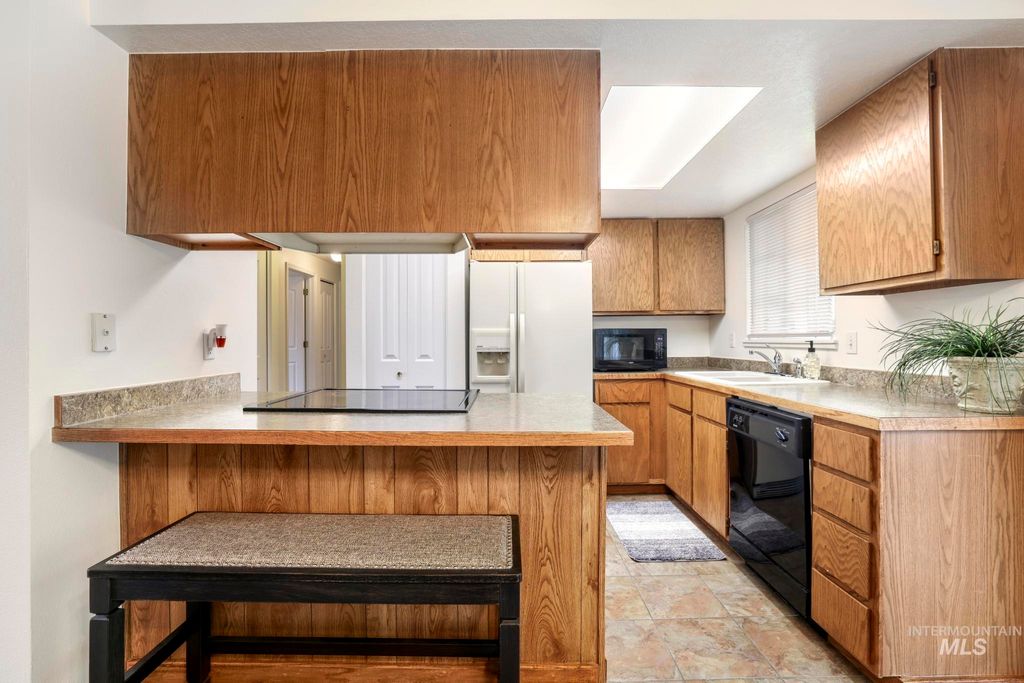 Photo of 1260 N Blake Street, Twin Falls, ID 83301 (MLS # 98986719)
