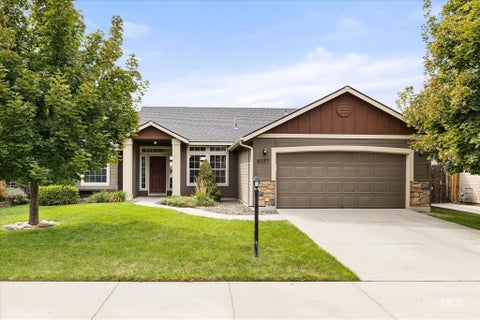 Photo of 6157 N Silver Elm Way, Meridian, ID 83646 (MLS # 98999690)