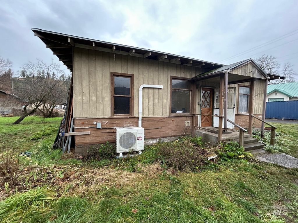 Photo of 800 Culdesac Avenue, Culdesac, ID 83524 (MLS # 98970382)