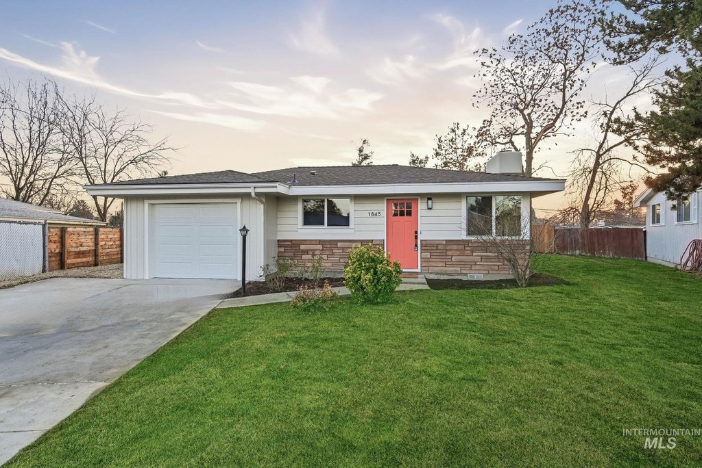 Photo of 1845 S Rand St, Boise, ID 83709 (MLS # 98971691)