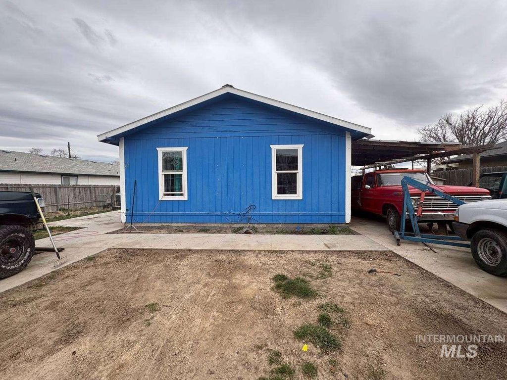 Photo of 111 Randolph Dr, Melba, ID 83641 (MLS # 98979950)