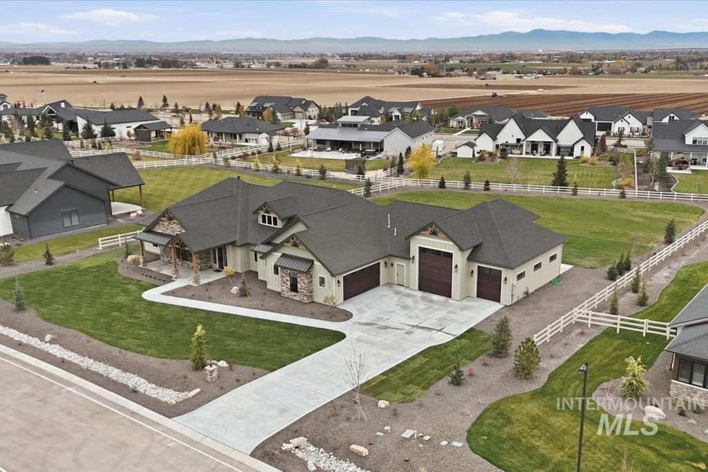 Photo of 14242 Red River Ave, Nampa, ID 83651 (MLS # 98967617)