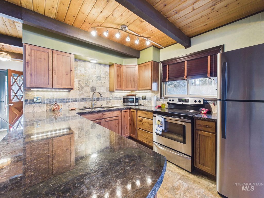Photo of 4 Lem Ct, High Valley, ID 83611 (MLS # 98985799)