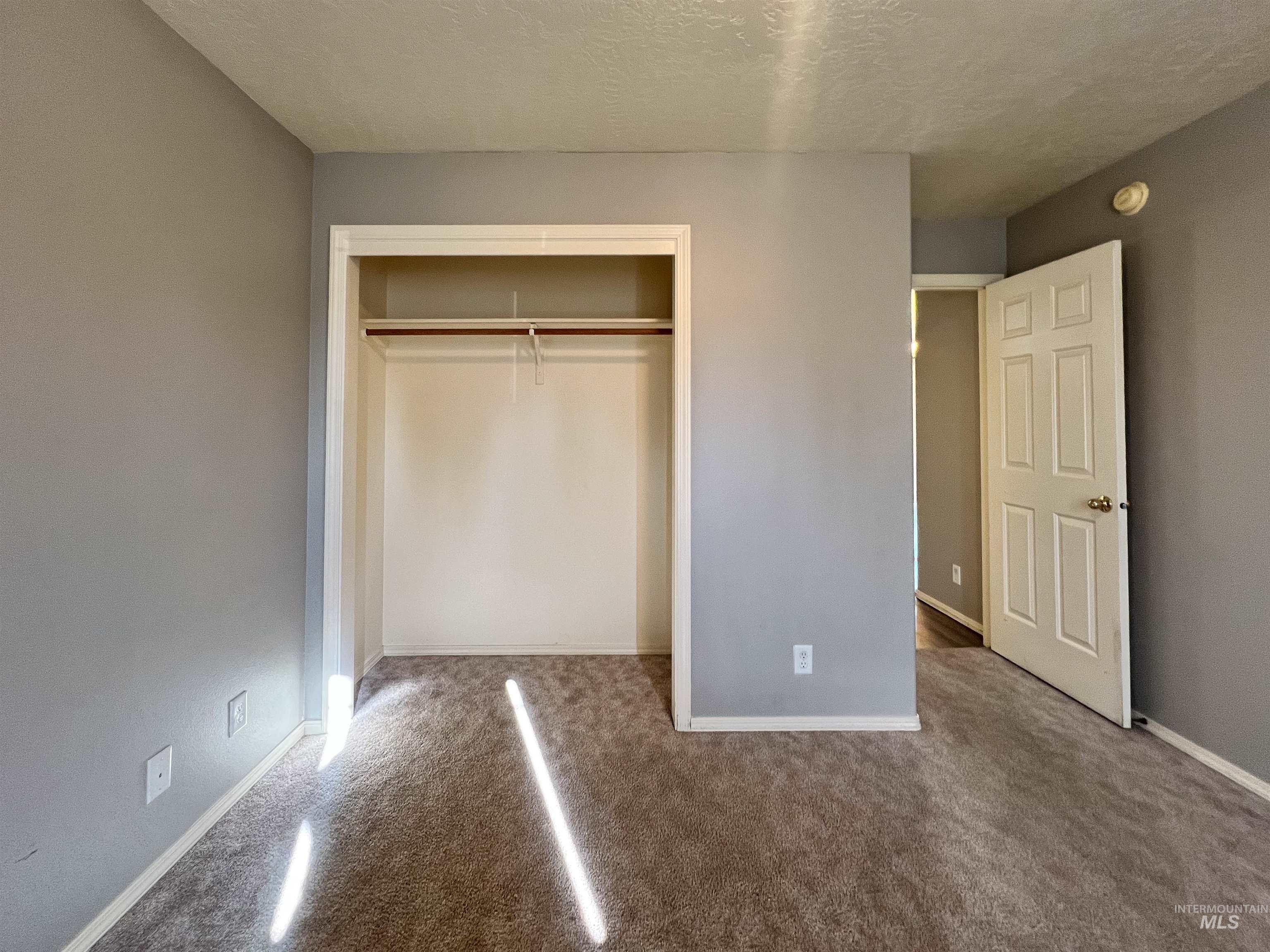 Twin Falls, Idaho 83301, United States, 3 Bedrooms Bedrooms, ,2 BathroomsBathrooms,Residential,Pending,41059