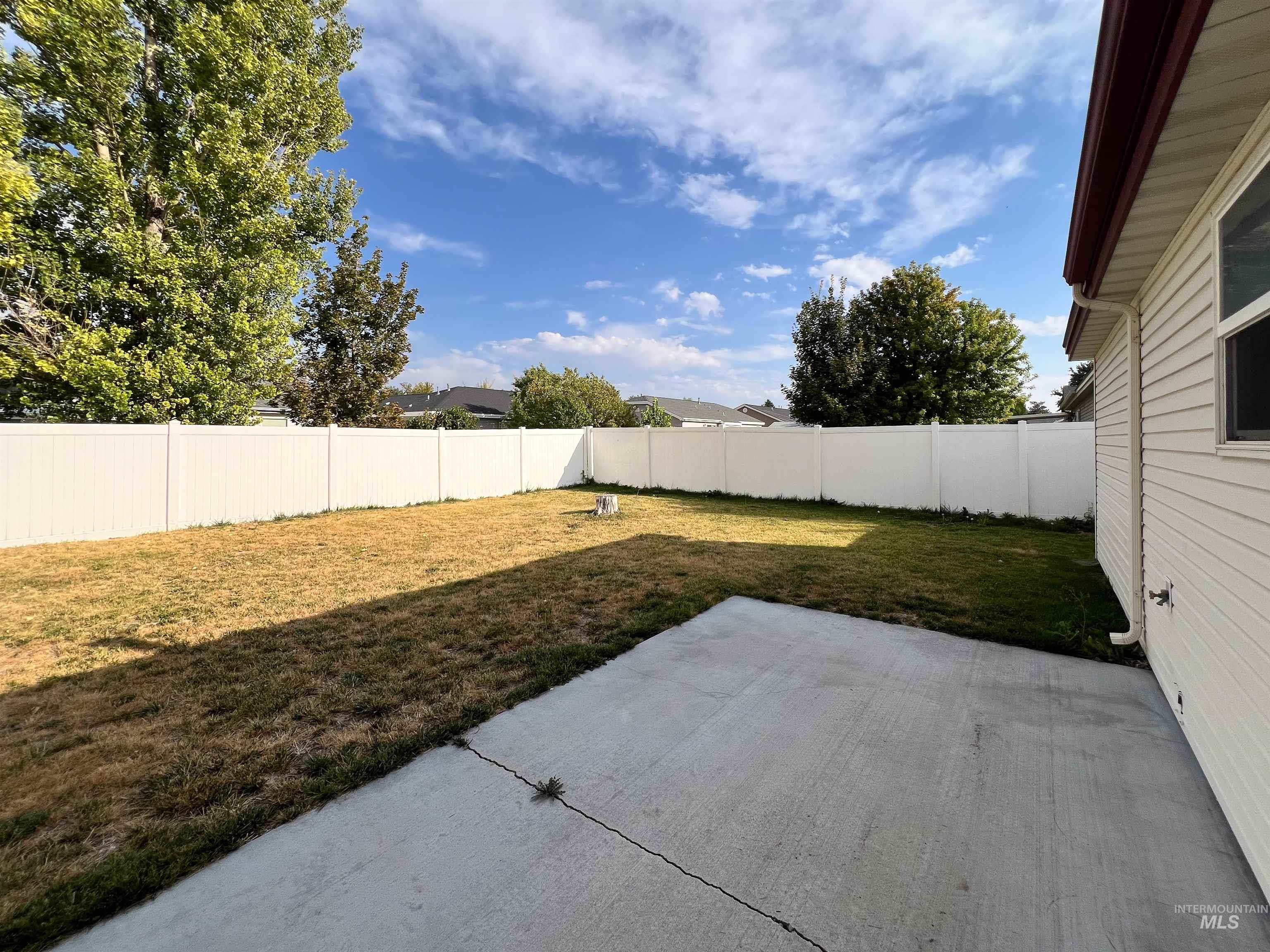 Twin Falls, Idaho 83301, United States, 3 Bedrooms Bedrooms, ,2 BathroomsBathrooms,Residential,Pending,41059