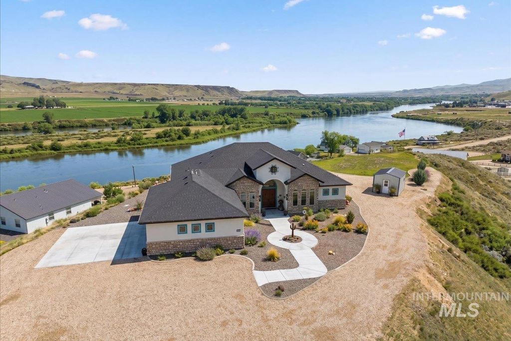 Photo of 8065 Moonshine Ln, Marsing, ID 83639 (MLS # 98984726)