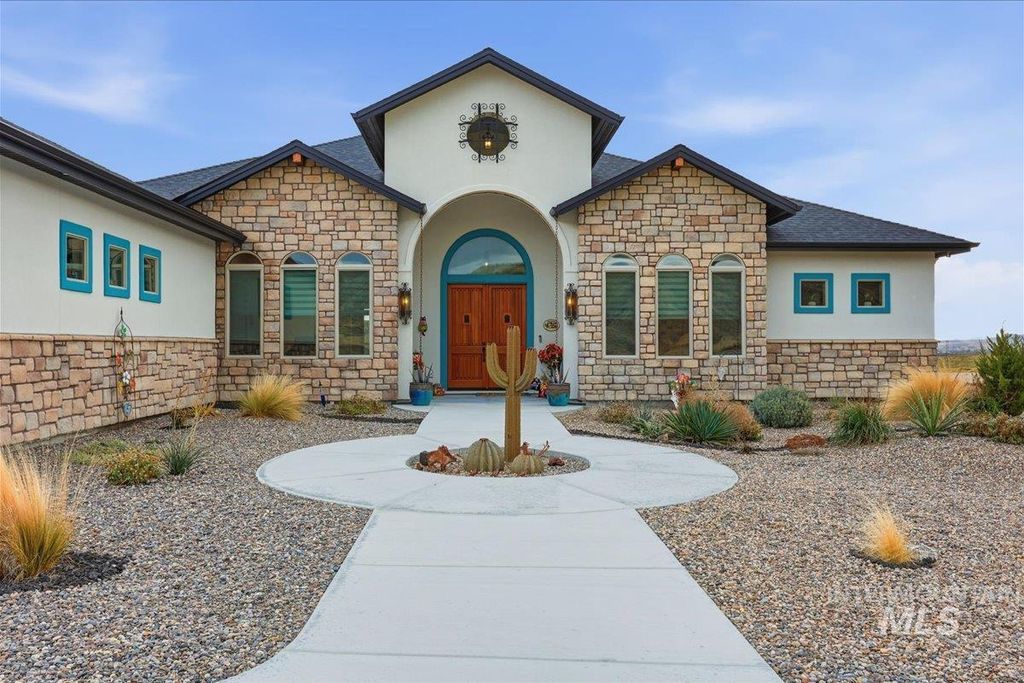 Photo of 8065 Moonshine Ln, Marsing, ID 83639 (MLS # 98984726)