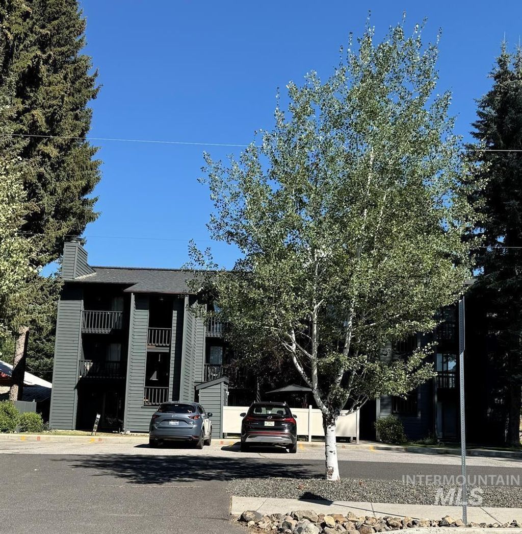 Photo of 601 Hemlock St #3, McCall, ID 83638 (MLS # 98988108)