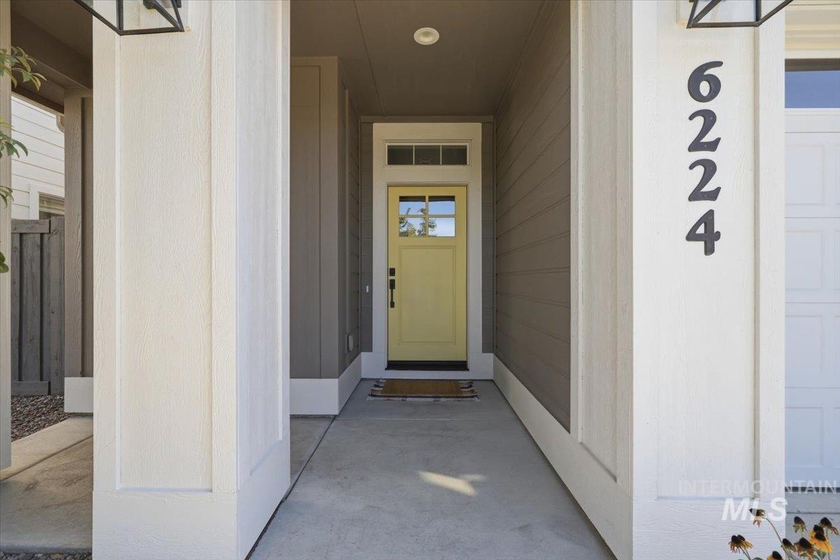 6224 S Wayland Way