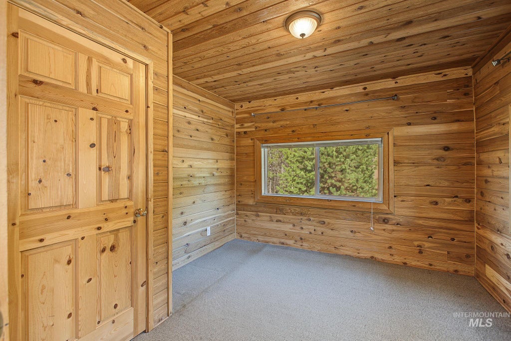 Photo of 439 Main Street, Elk City, ID 83525 (MLS # 99001735)