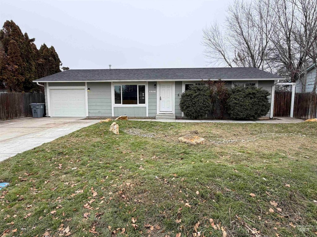 Photo of 1026 Sweetwood Cir, Nampa, ID 83651 (MLS # 98972268)