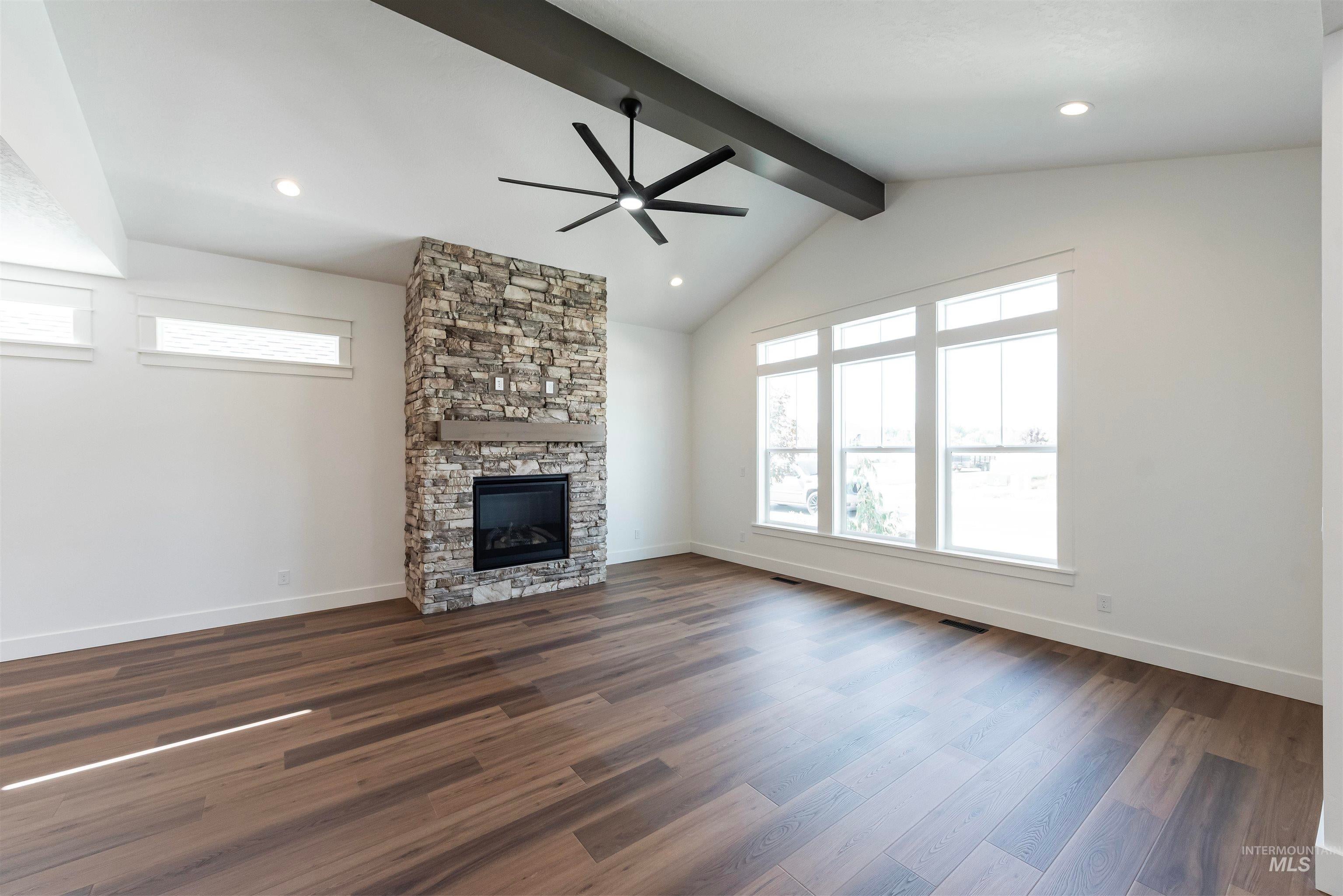 1403 E Rio Chico Dr.