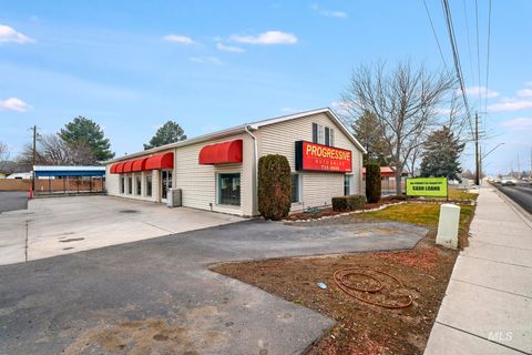 Photo of 703 Washington Street, Twin Falls, ID 83301 (MLS # 98972007)