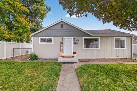 421 Morrison St Clarkston WA 99403