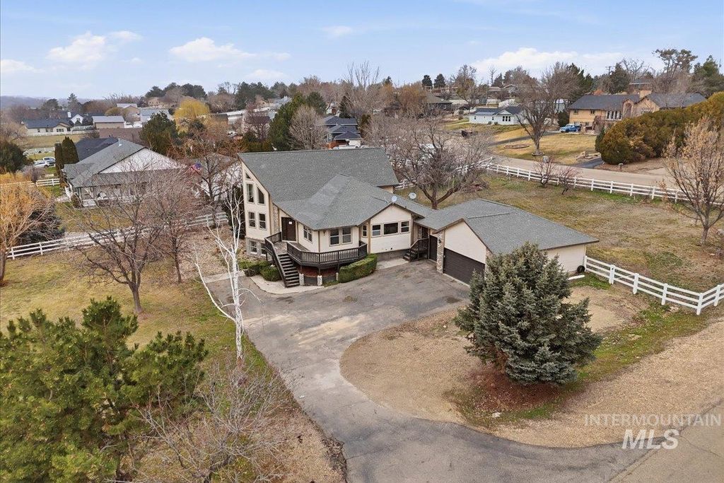 Photo of 709 Sherry Rd, Nampa, ID 83686 (MLS # 98975304)