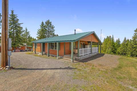 Photo of 43874 Yellow Pine Avenue, Winchester, ID 83555 (MLS # 98991857)