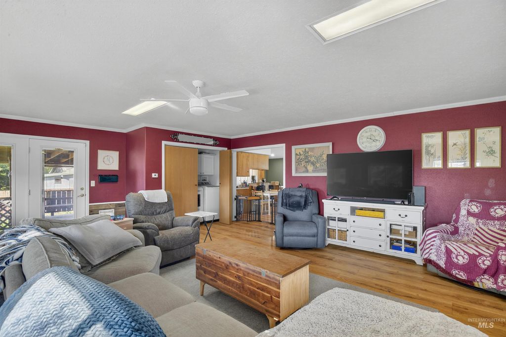 Photo of 3334 11th St C, Lewiston, ID 83501 (MLS # 98962176)