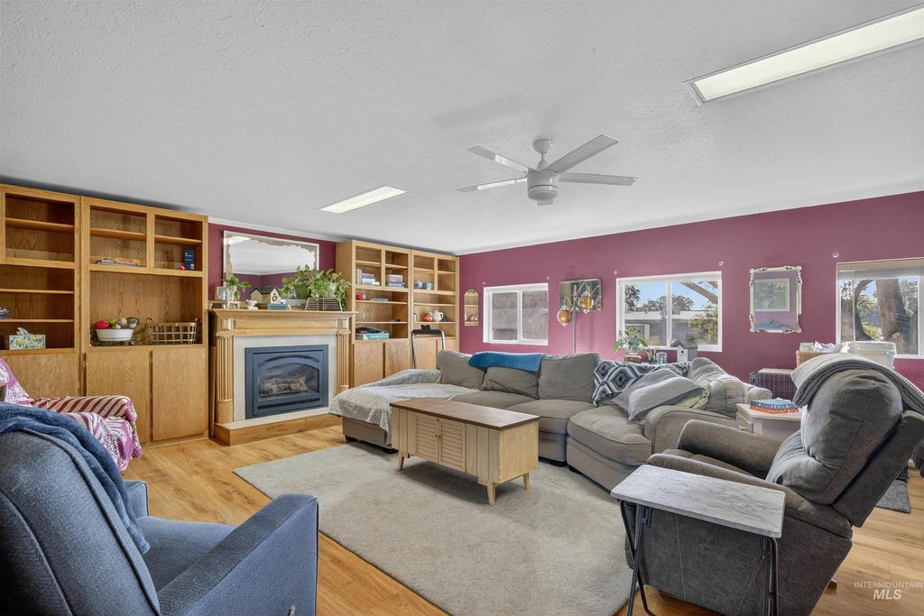Photo of 3334 11th St C, Lewiston, ID 83501 (MLS # 98962176)