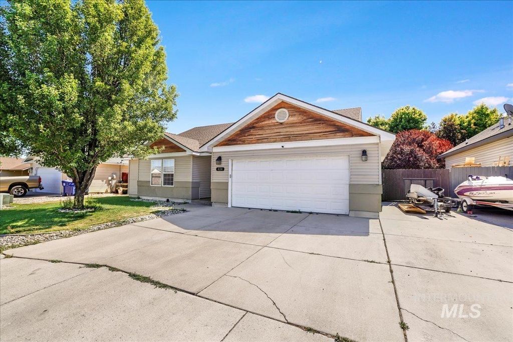 Photo of 424 Meadowlark Way, Twin Falls, ID 83301 (MLS # 98963929)