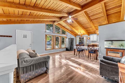 Photo of 820 Meadows Dr, Twin Falls, ID 83301 (MLS # 98978294)