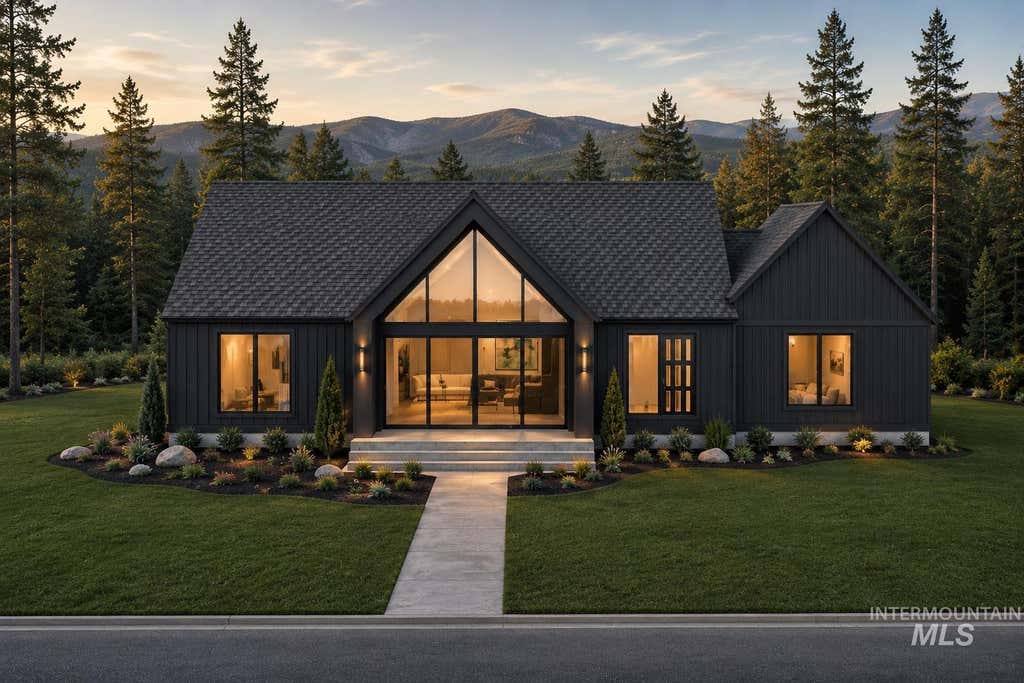 Photo of 2525 Westwood Dr, Donnelly, ID 83615 (MLS # 98997965)