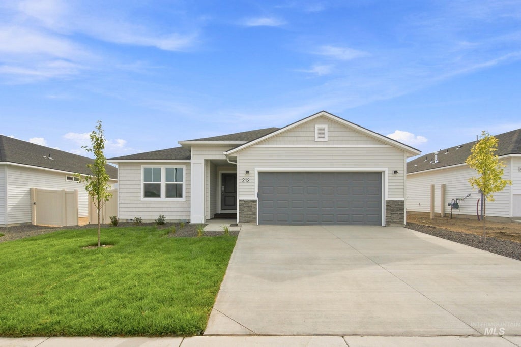 Photo of 2304 W Tar Sands Dr, Kuna, ID 83634 (MLS # 99001362)