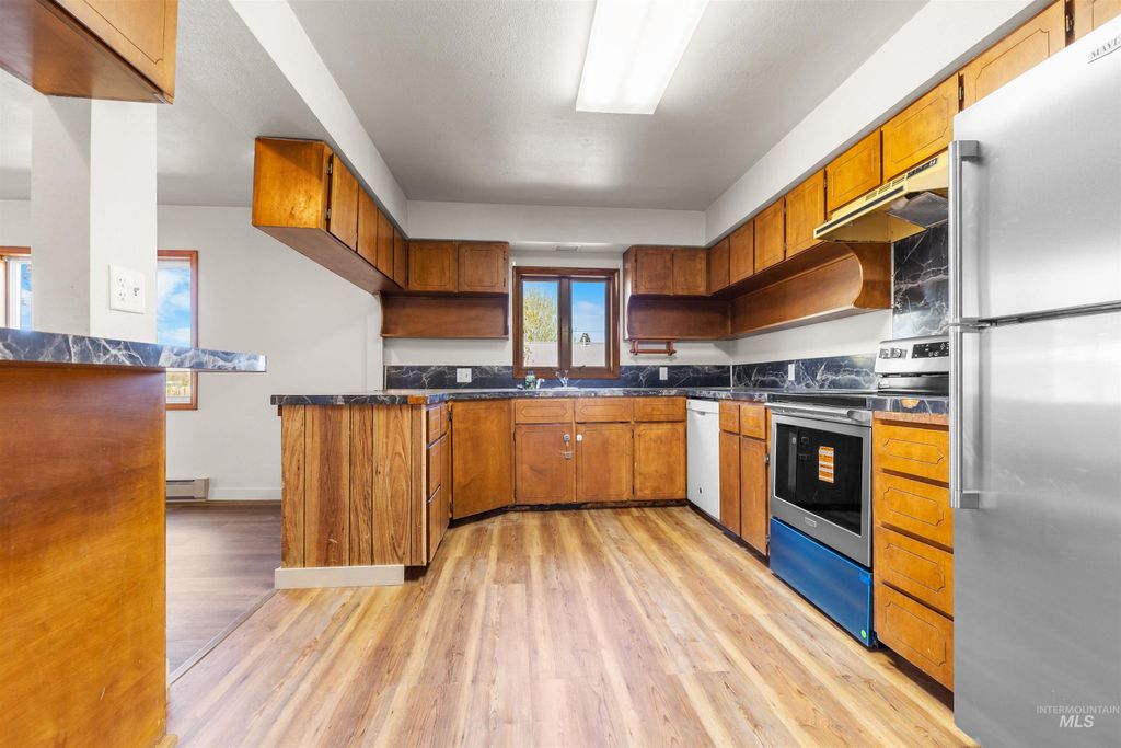 Photo of 306 Foster Ave, CottonWood, ID 83522 (MLS # 98985729)