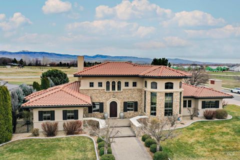 Photo of 1810 N Valle Bello Way, Eagle, ID 83616 (MLS # 98977294)