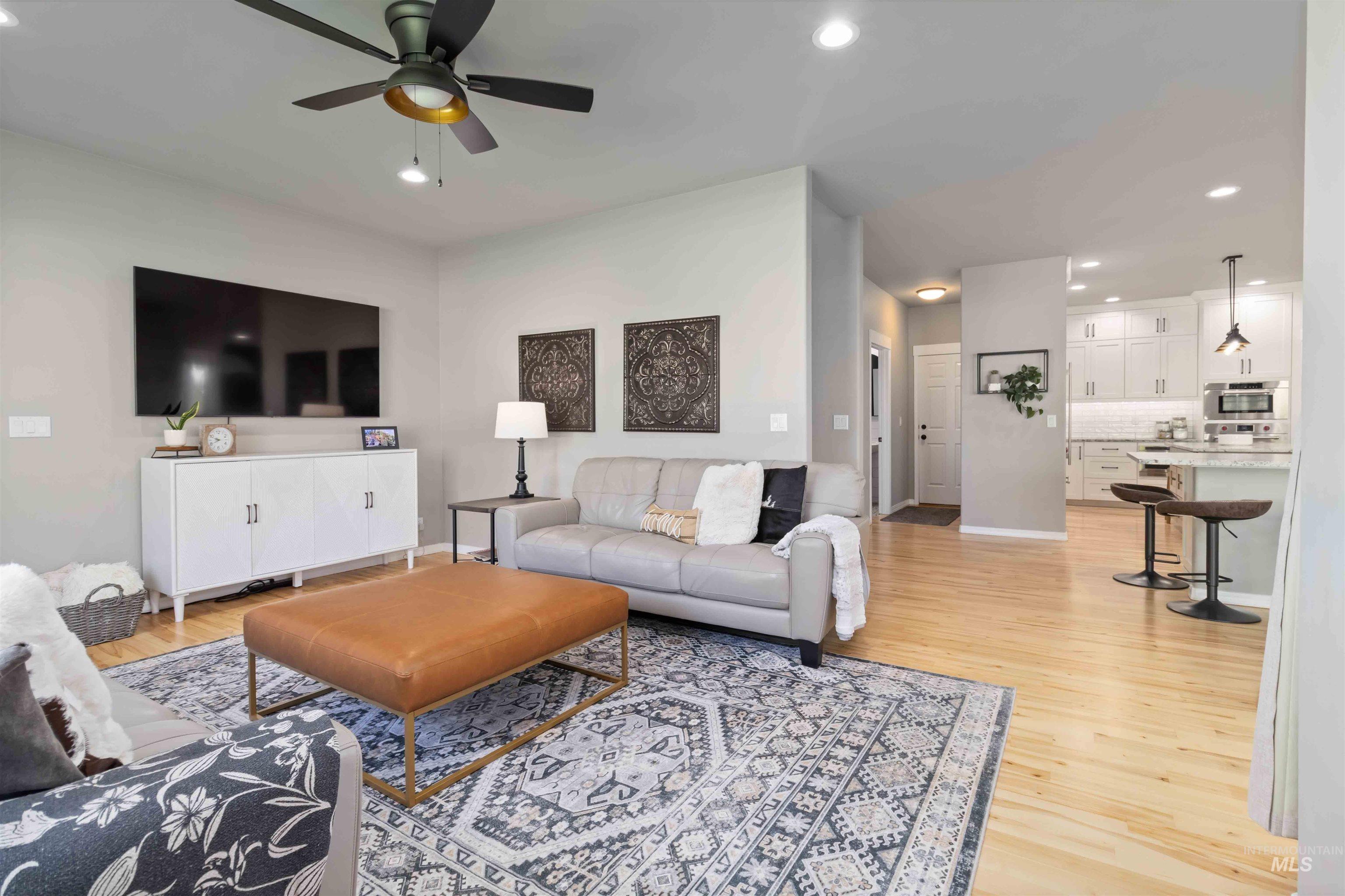 With corner gas fireplace