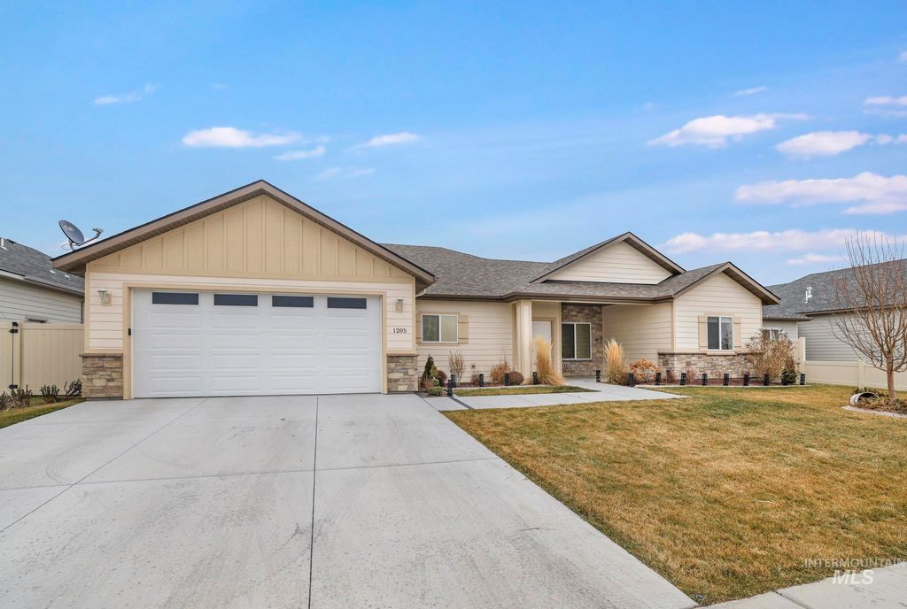 Photo of 1205 Thunder Mountain Dr, Kimberly, ID 83341 (MLS # 98972561)