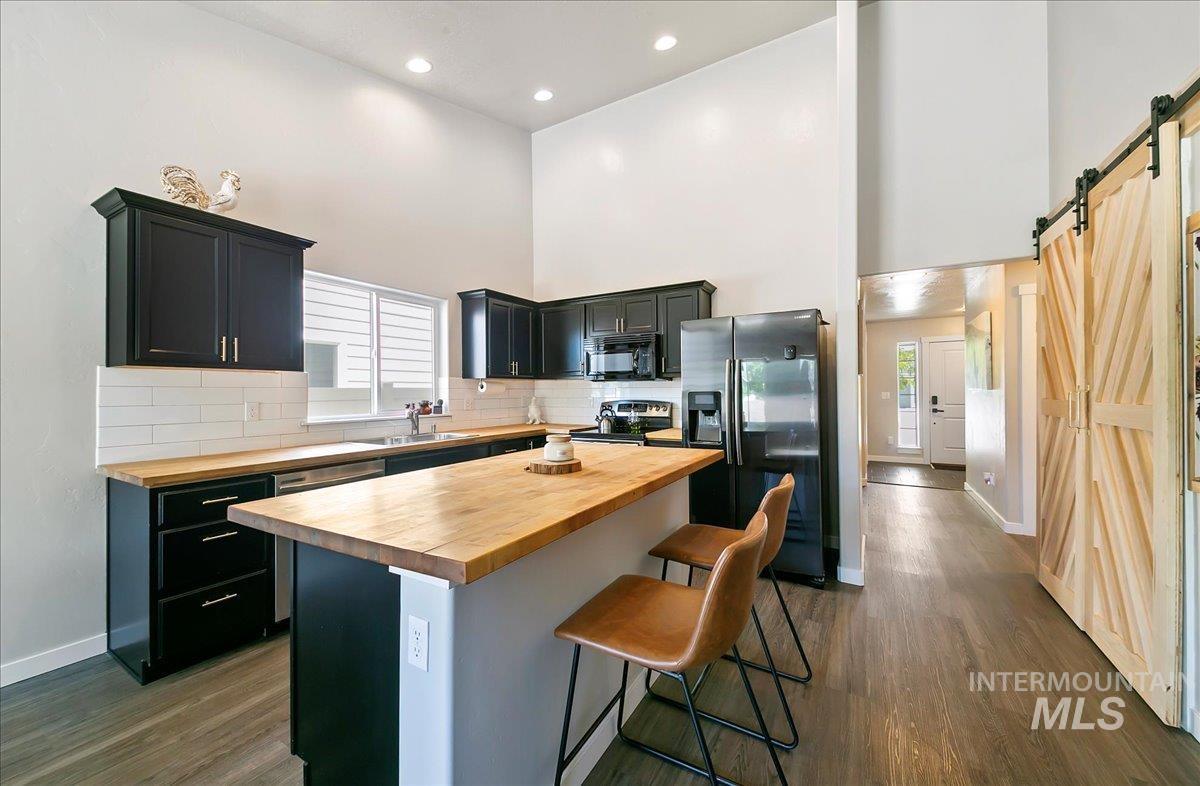 5053 N Maplestone Ave.