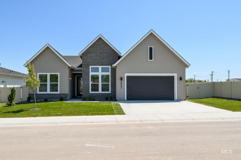 Photo of 3773 N Kelseyville Way, Star, ID 83669 (MLS # 98990984)
