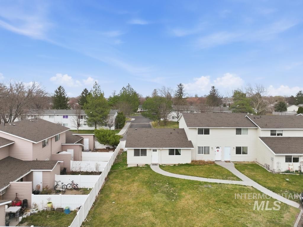 Photo of 259 Pheasant Rd W Rd #25, Twin Falls, ID 83301 (MLS # 98976983)