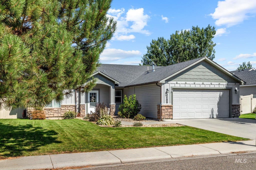 Photo of 2688 Bayberry Dr, Fruitland, ID 83619 (MLS # 99000887)