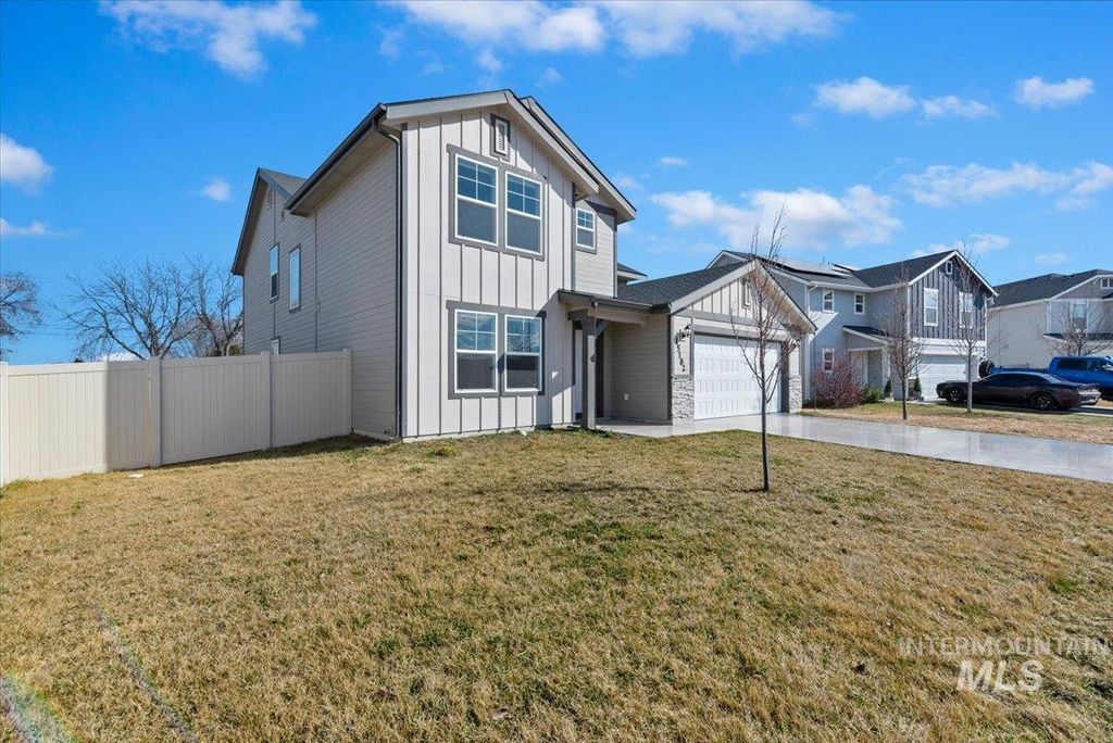 Photo of 15182 N Mia Way, Nampa, ID 83651 (MLS # 98977232)