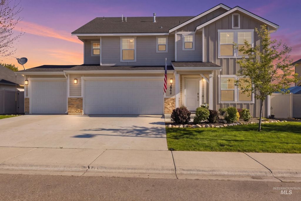 Photo of 3842 E Holly Ridge Dr, Nampa, ID 83686 (MLS # 98984385)