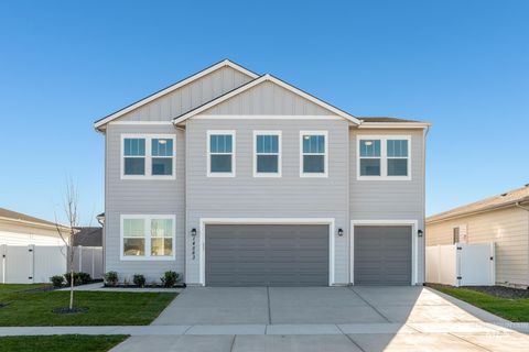 Photo of 1864 W Blue Lightning St, Middleton, ID 83644 (MLS # 98964525)