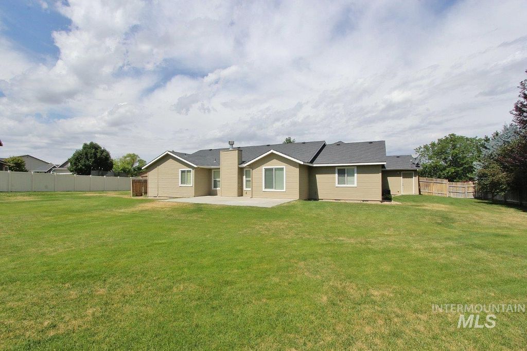 Photo of 9138 S Red Delicious Ave, Kuna, ID 83634 (MLS # 98983868)