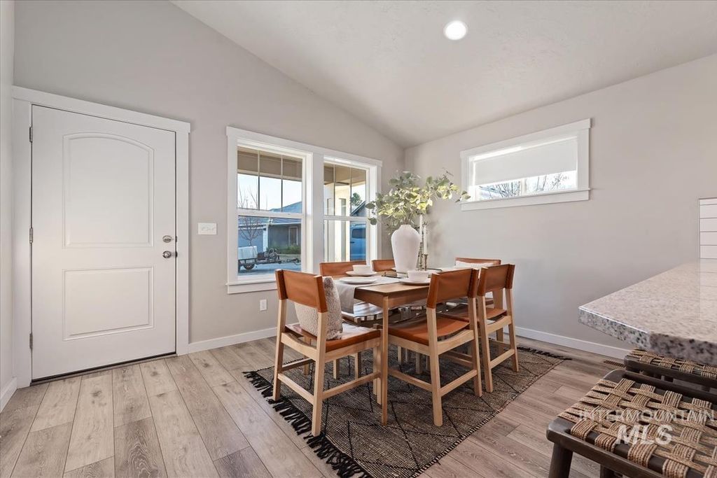 Photo of 300 Crimson Circle S Cir, Fruitland, ID 83619 (MLS # 98978595)