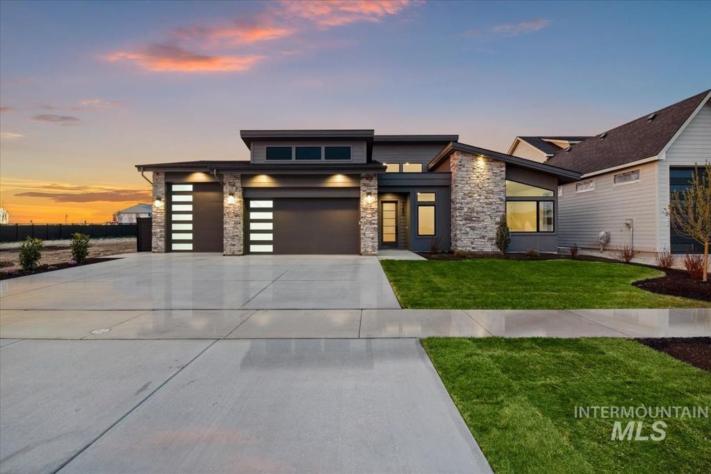 Photo of 7290 W Bed Mill St, Eagle, ID 83616 (MLS # 98989491)