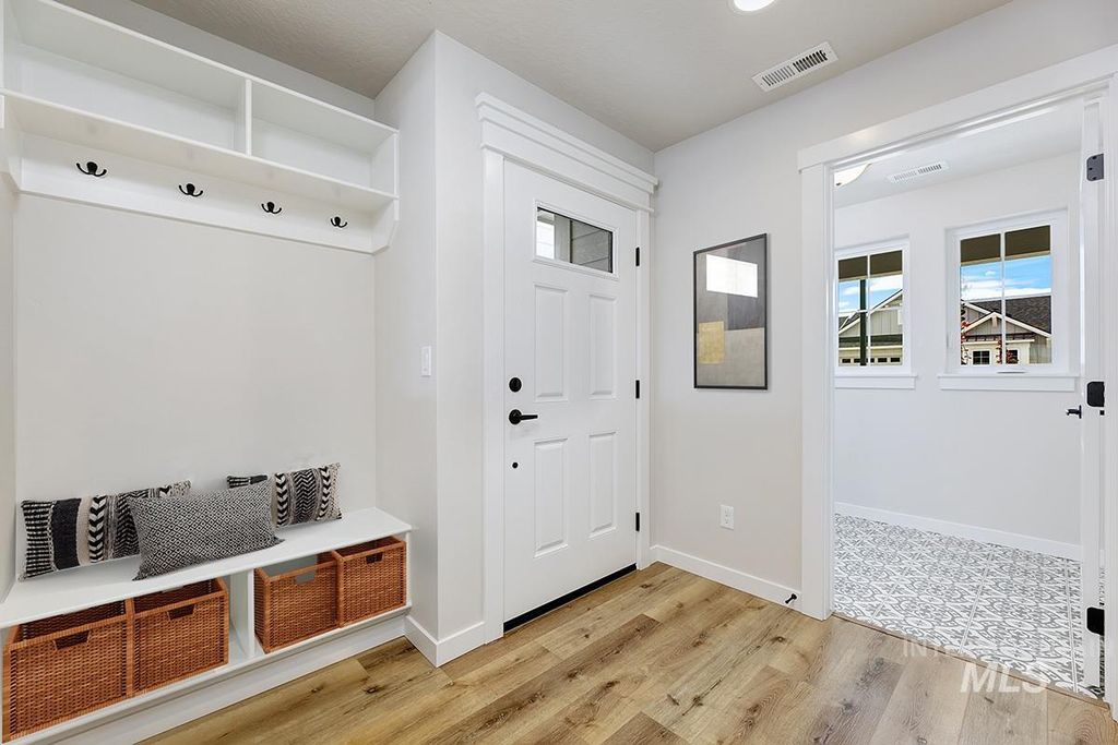 Photo of 4227 S Zocalo Way, Meridian, ID 83642 (MLS # 98976600)