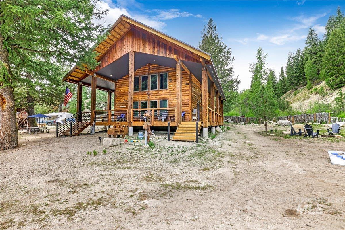 7040 N Rocky Bar Road, Mountain Home, Idaho image 1